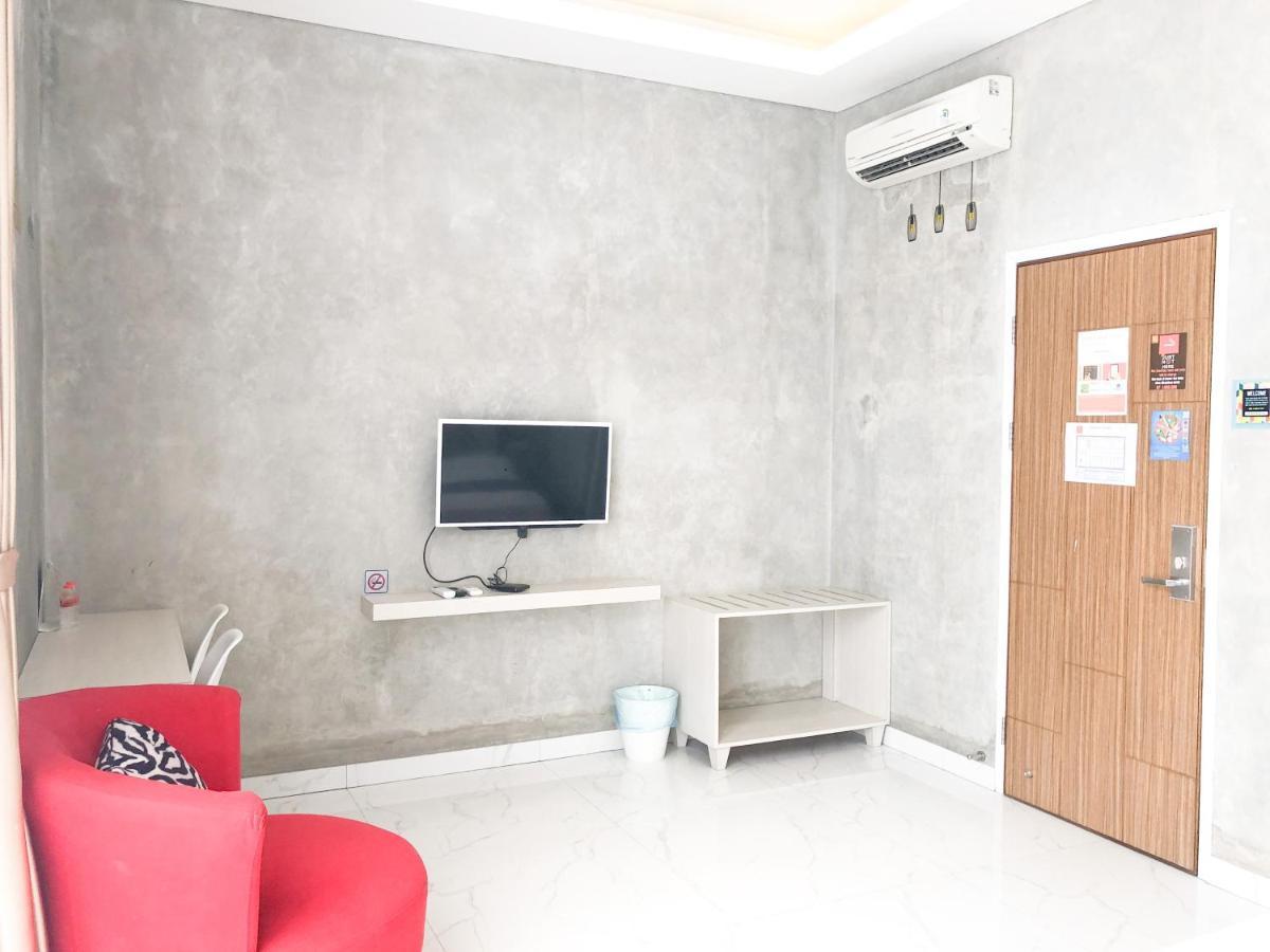 Super Oyo Collection O 31 The Batik Bed And Coffee Bandung Hotell Exteriör bild